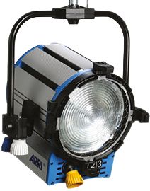 ARRI True Blue ST2/3, 2000W, P.O., schwarz, mit Schuko