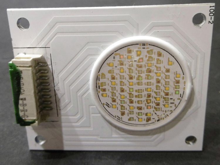 Ersatzteil LED COB 100W RGBW Theatre COB 100 RGB+WW (100-RGBW-4in1)