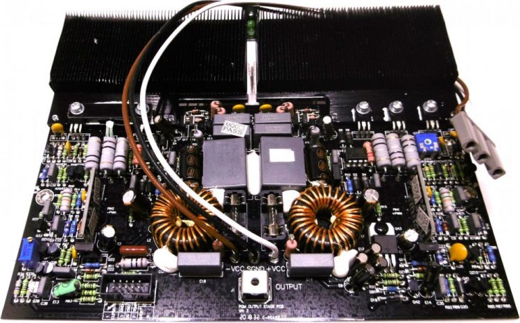 Platine (Endstufe/Output Stage Module) QCA-6400 (Kanal 3+4)
