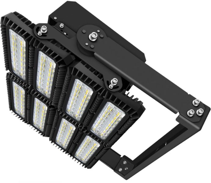 ISOLED LED Flutlicht 900W, 130x25° asymmetrisch, variabel, DALI dimmbar, warmweiß, IP66