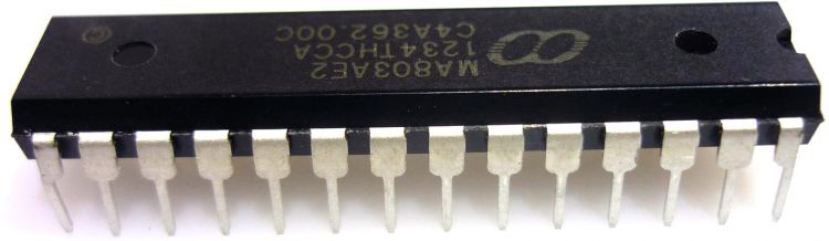 CPU TMH-9 Pan/Tilt neben ULN 2803