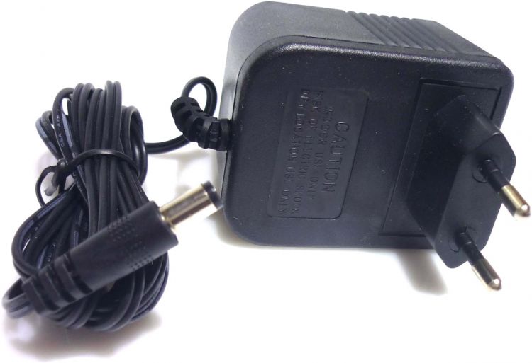 Netzteil 12V/0,8A AC
