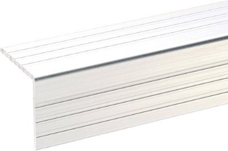 Adam Hall Hardware 6111 Aluminium-Kantenschutz 35 x 35 mm