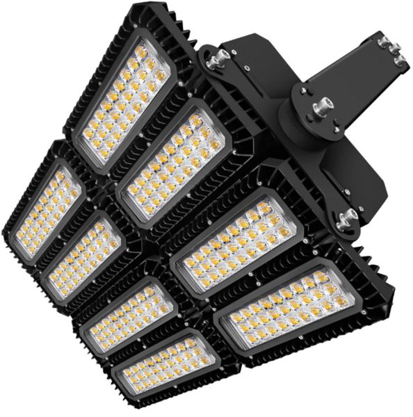 ISOLED LED Flutlicht 900W, 130x40° asymmetrisch, variabel, DALI dimmbar, neutralweiß, IP66