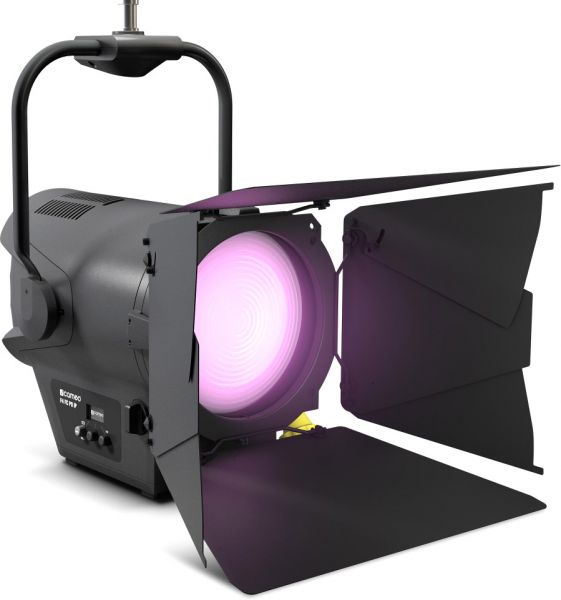Cameo F4 FC PO IP Stangenbedienbares Outdoor-Fresnel-Spotlight mit RGBW-LED