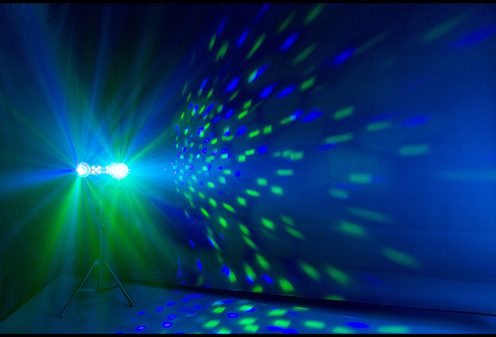 Fuzzix Starry Vertical Standing LED Tube Light Set - RGB