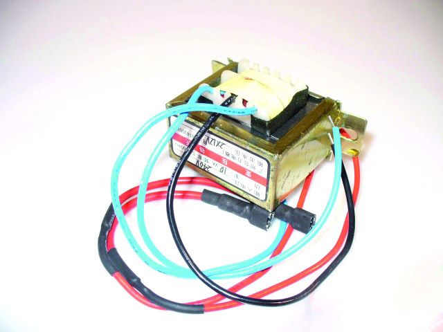 EUROLITE Trafo 12-0-12V  DPX-1216 (10VA)