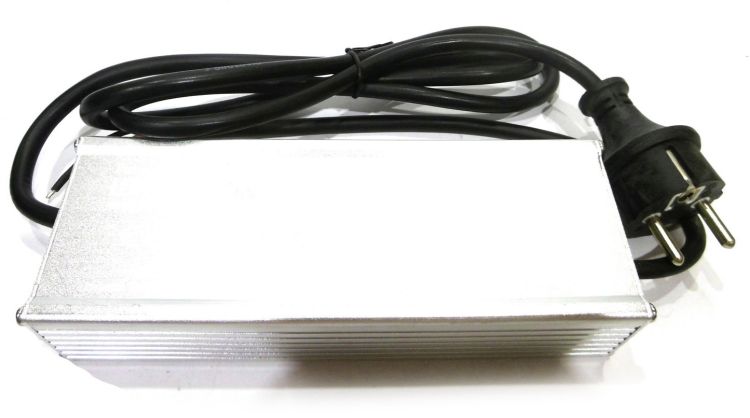 Netzteil V/A LED PRO IP Flood 72 DC 110W