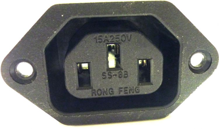 Einbau Kaltgerätebuchse 10A/250V