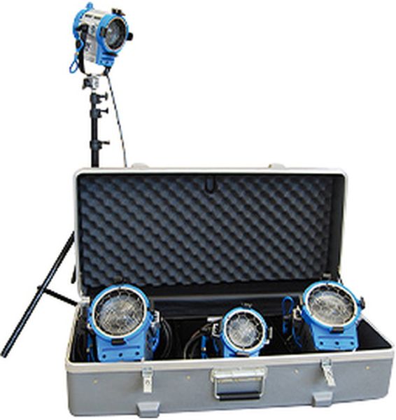 ARRI ARRI 300/650 Fresnel Combo Lighting Kit mit Rollen und Schuko