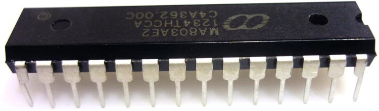 CPU TMH-9 Pan/Tilt neben ULN 2803